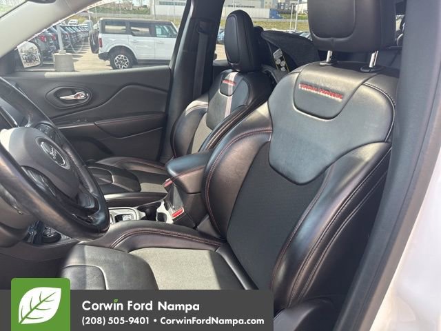 Used 2020 Jeep Cherokee Trailhawk w/ Comfort/Convenience Group image 10