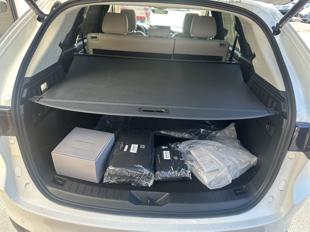 New 2026 MAZDA CX-90 Plug-In Hybrid w/Premium Sport image 22