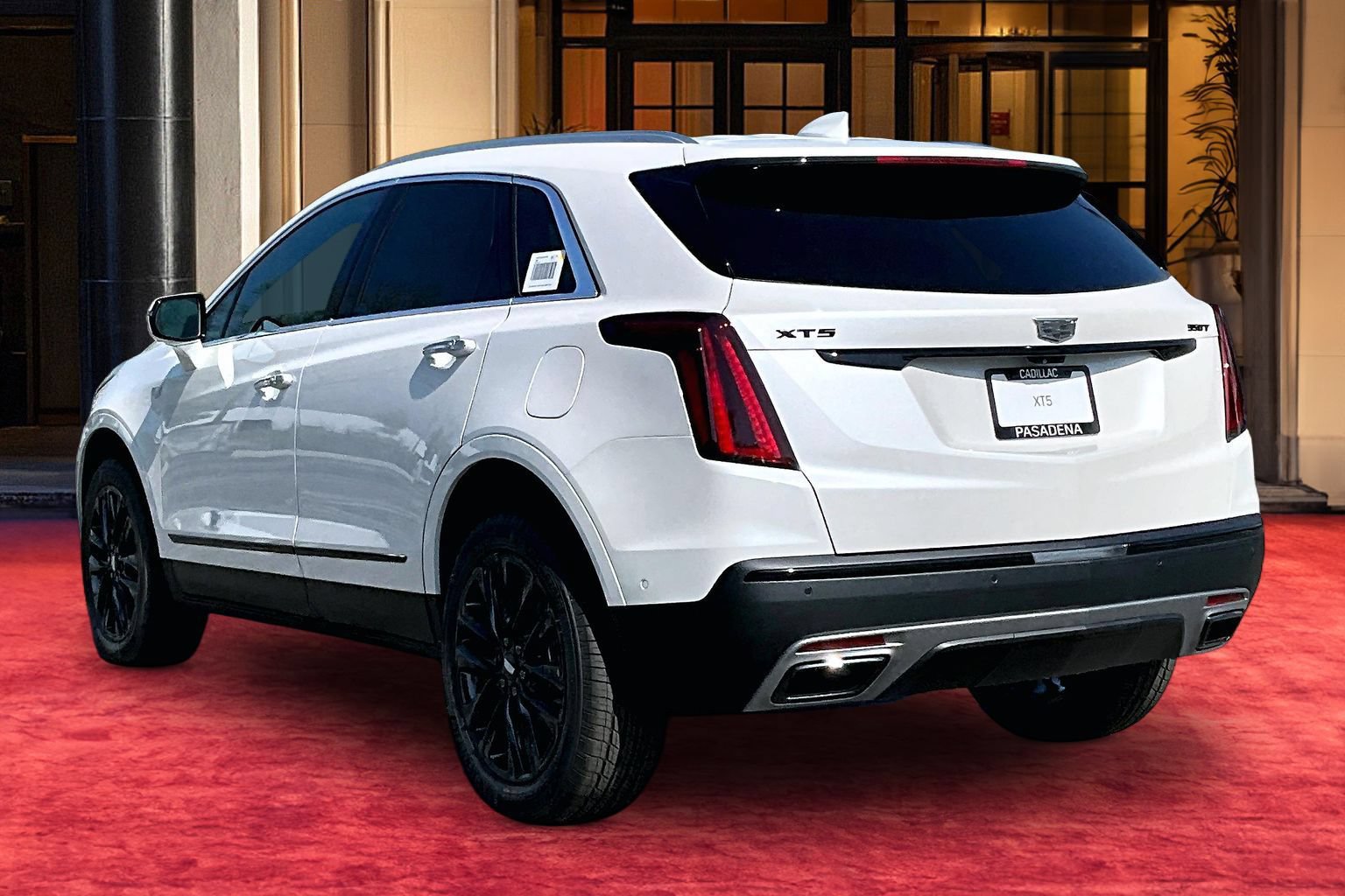New 2026 Cadillac XT5 Premium Luxury w/ LPO, ONYX Package FWD image 4