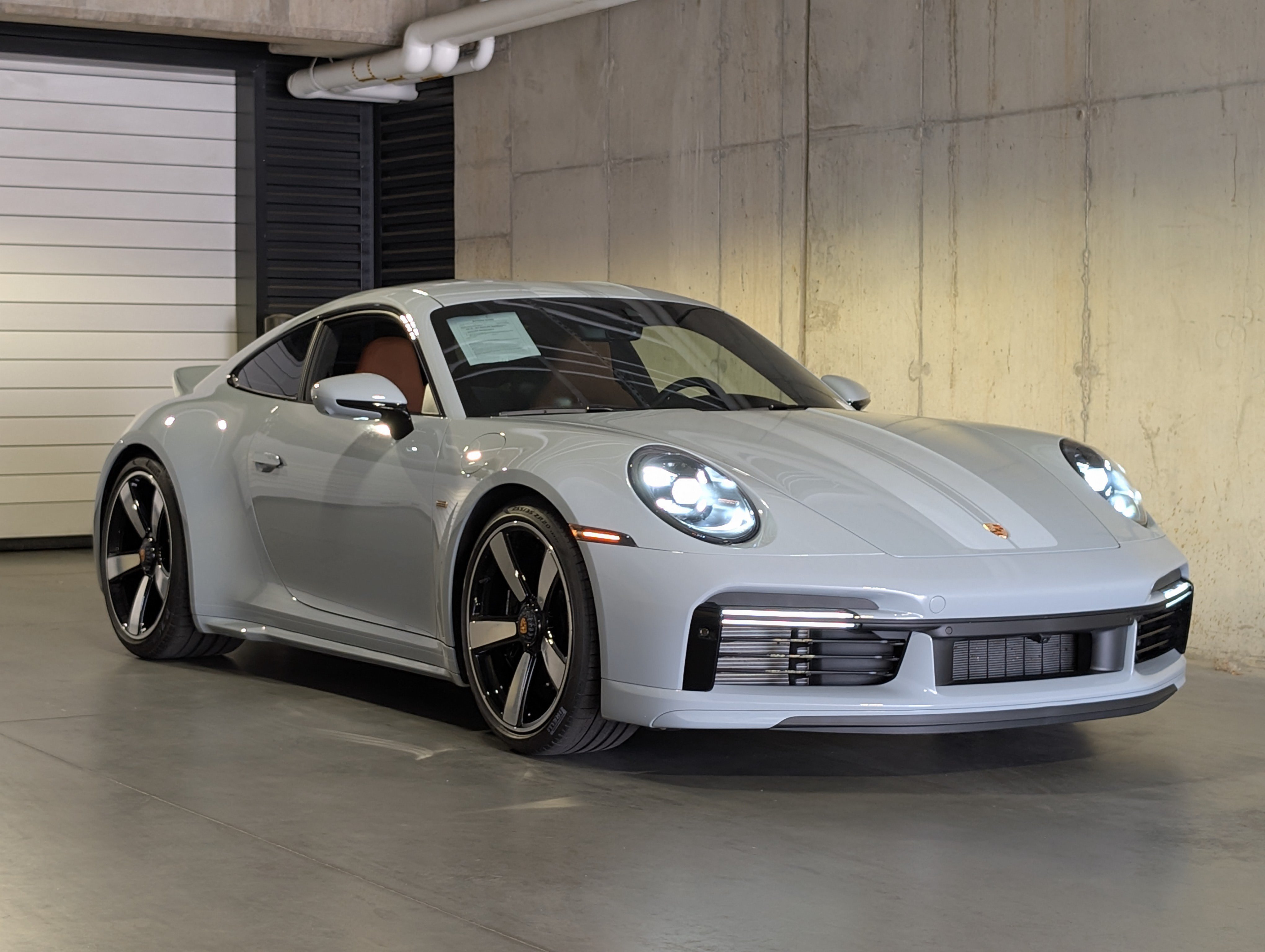Certified 2023 Porsche 911 Sport Classic RWD image 9