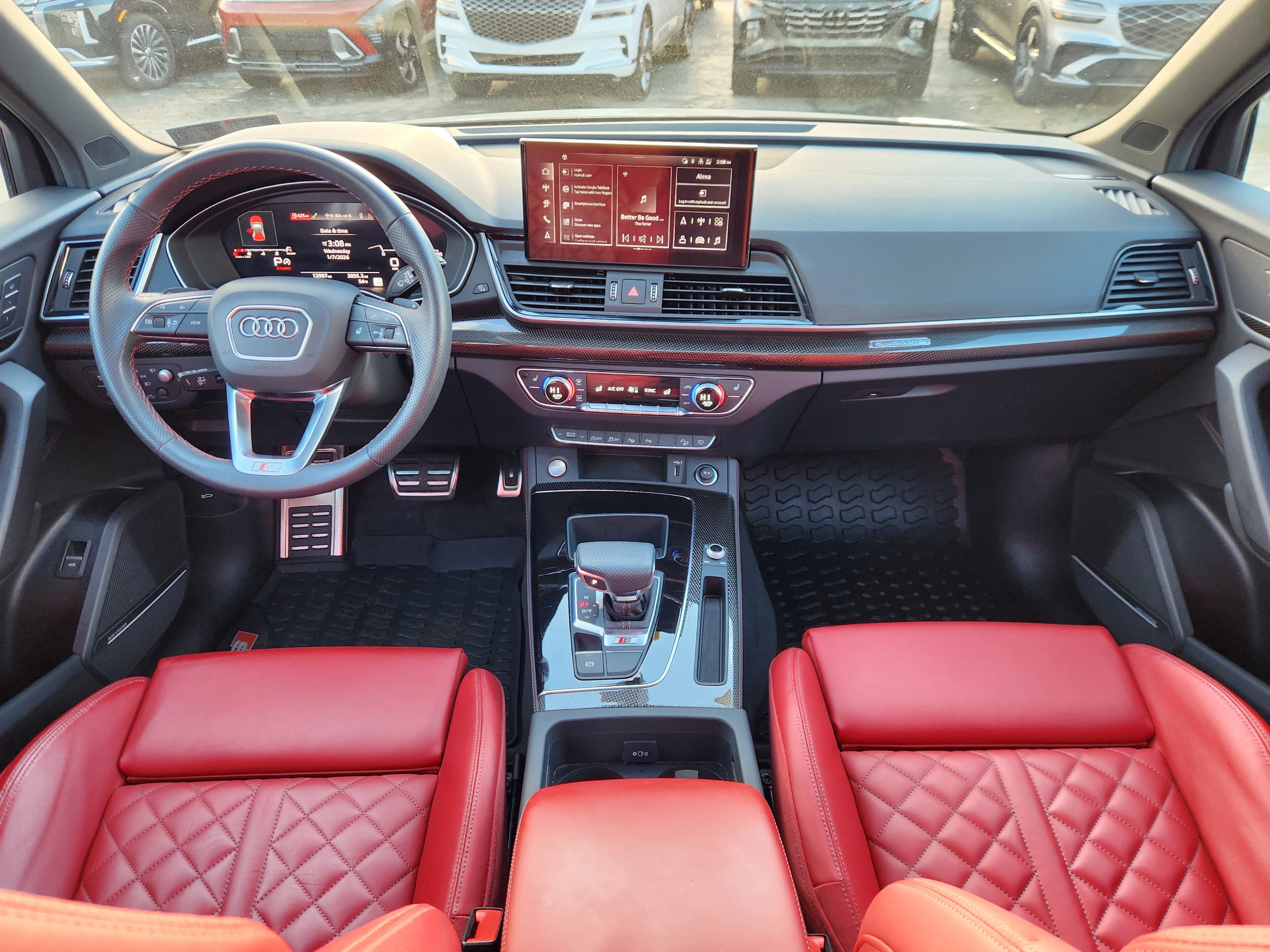 Used 2024 Audi SQ5 Prestige image 8