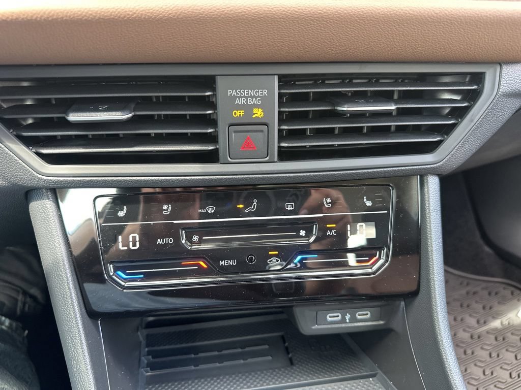 New 2026 Volkswagen Jetta SEL FWD image 23