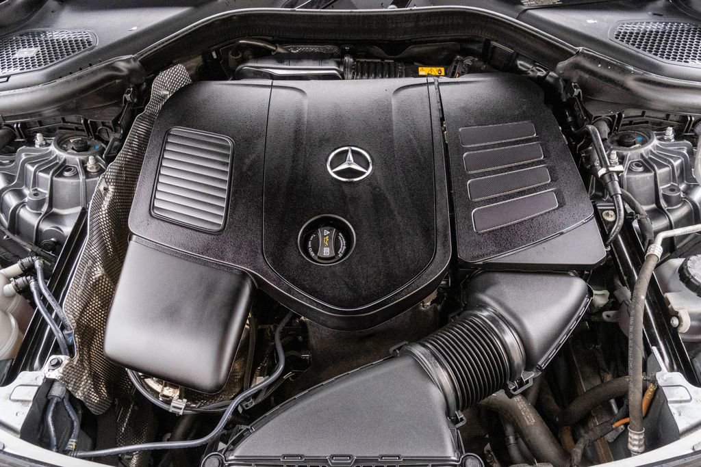 Used 2023 Mercedes-Benz GLC 300 4MATIC w/ Pinnacle Trim Package image 32