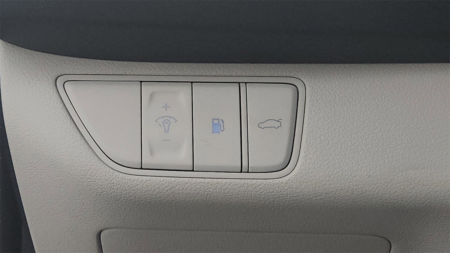 Used 2022 Genesis G70 2.0T image 16