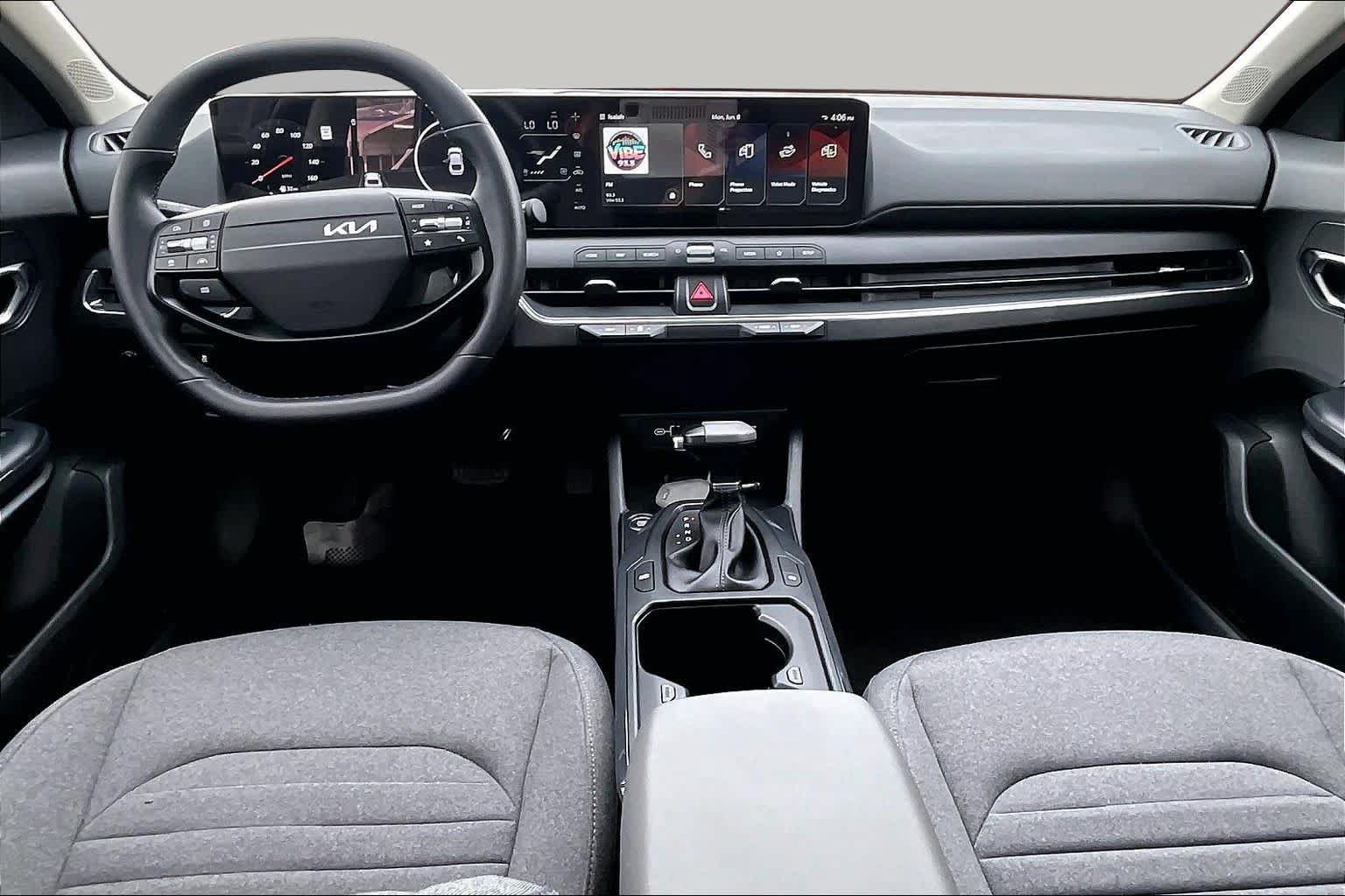 Used 2025 Kia K4 EX FWD image 19