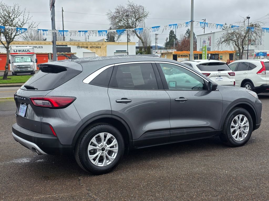 Used 2023 Ford Escape Active image 28