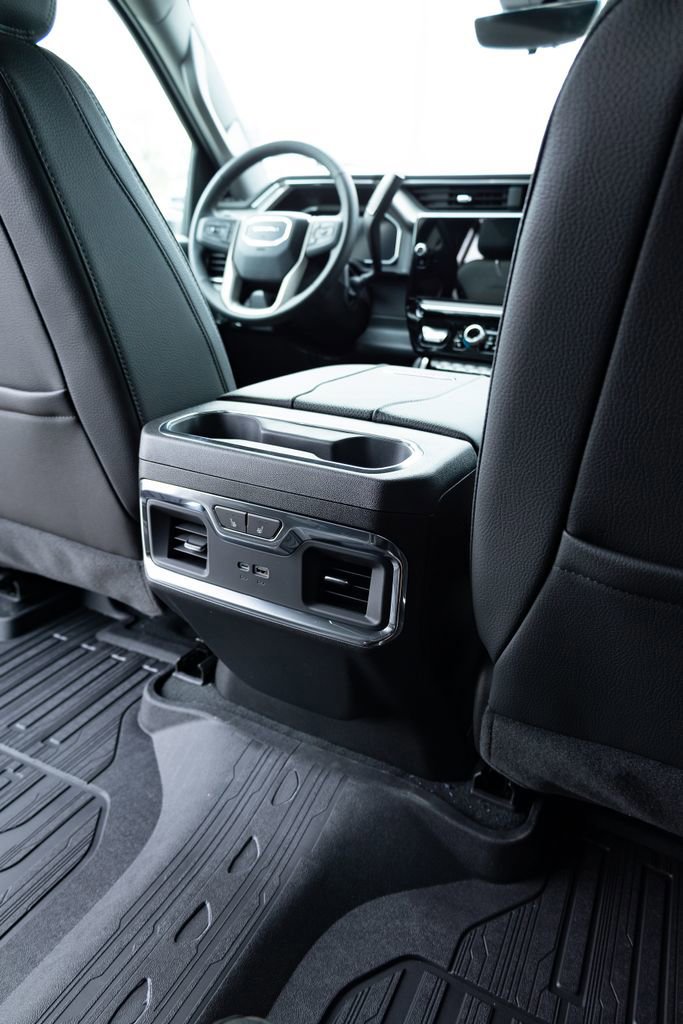 New 2026 GMC Sierra 2500 Denali w/ Technology Package AWD/4WD image 25