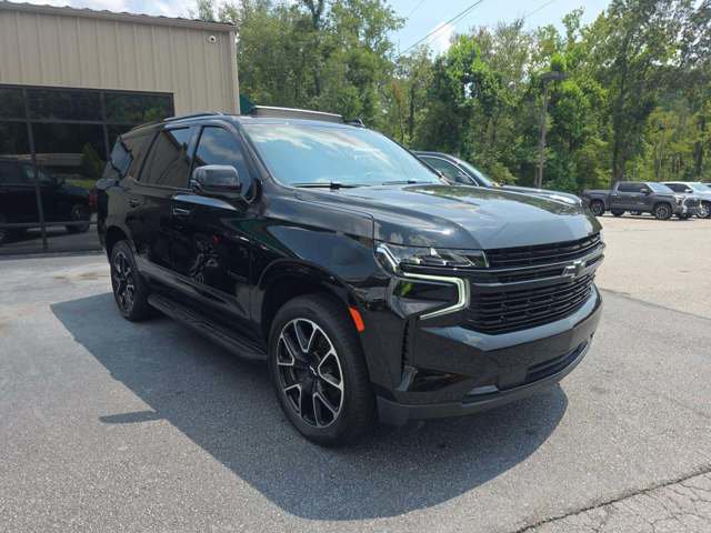Used 2024 Chevrolet Tahoe RST w/ Luxury Package AWD/4WD image 1