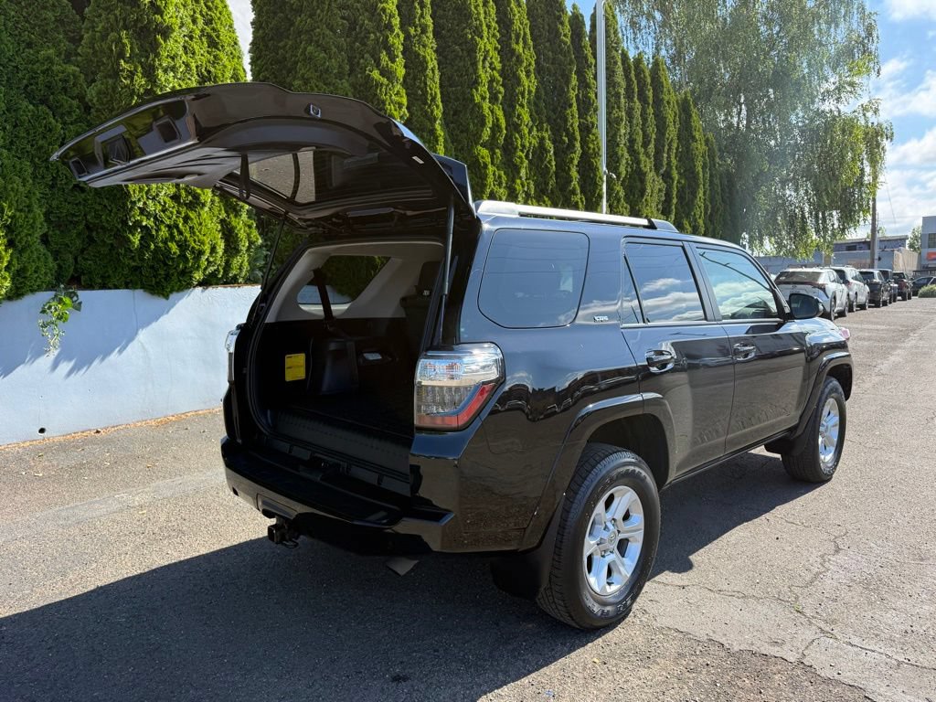 Certified 2023 Toyota 4Runner SR5 Premium w/ Moonroof Package AWD/4WD image 8