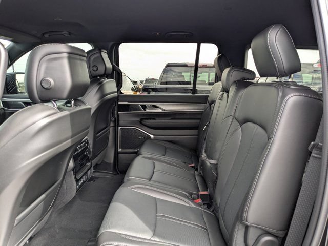 New 2026 Jeep Grand Wagoneer 2WD w/ 8-Passenger Seating Package image 15