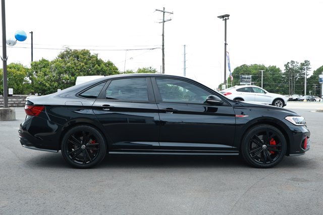 Used 2022 Volkswagen Jetta GLI Autobahn FWD image 4