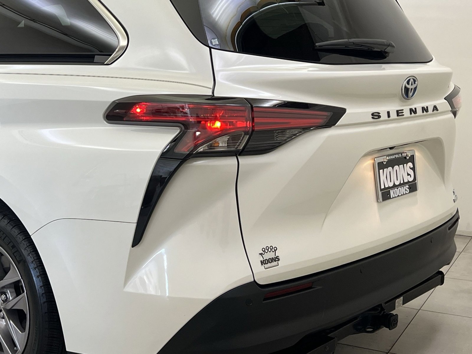 Used 2021 Toyota Sienna XLE w/ XLE Plus Package image 30