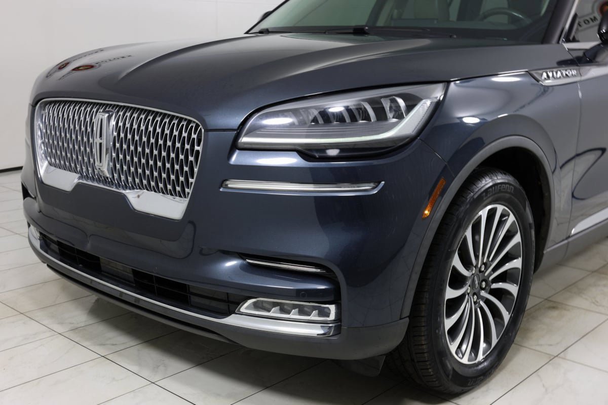 Used 2021 Lincoln Aviator Reserve w/ Class IV Trailer Tow Package AWD/4WD image 46