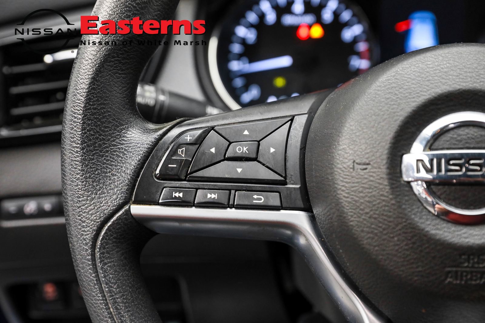 Used 2022 Nissan Rogue Sport S image 22