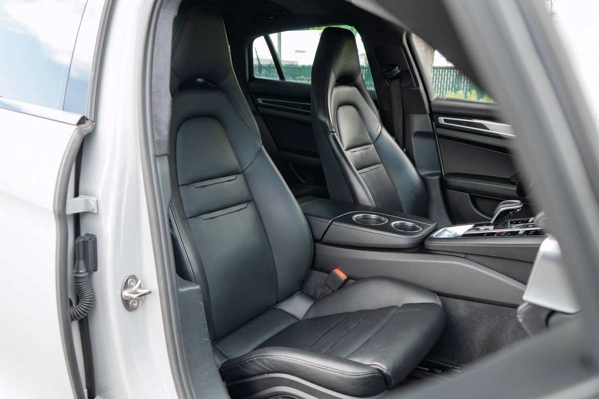 Used 2018 Porsche Panamera Turbo AWD/4WD image 36