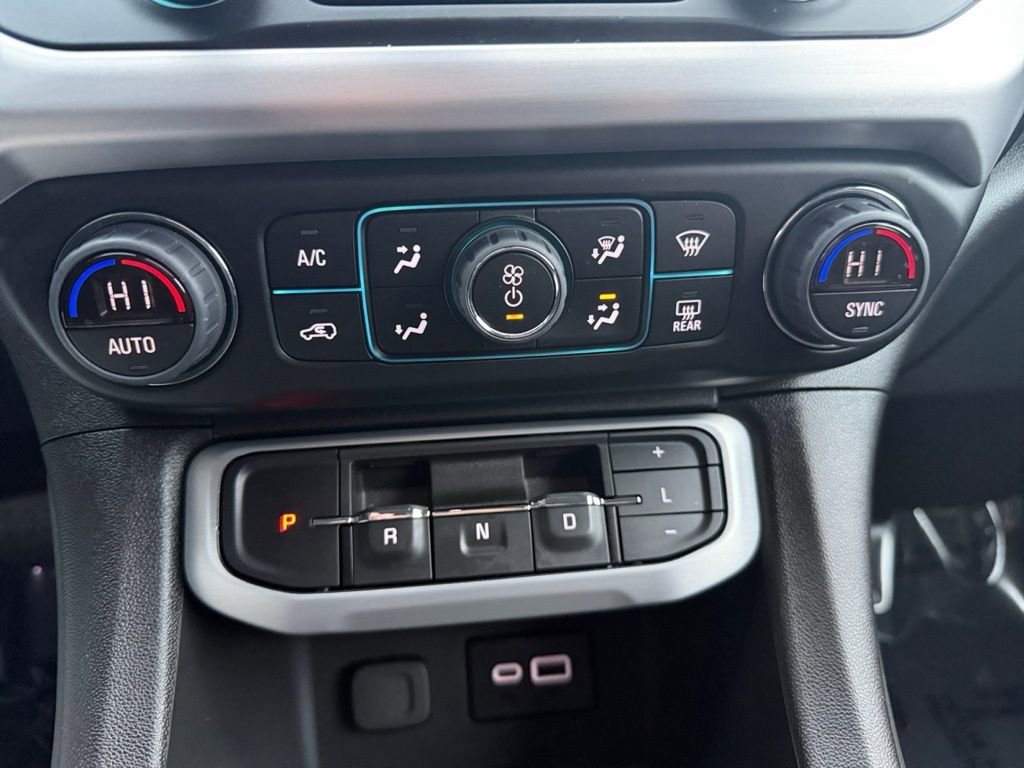 Used 2023 GMC Acadia SLE w/ Driver Convenience Package image 8