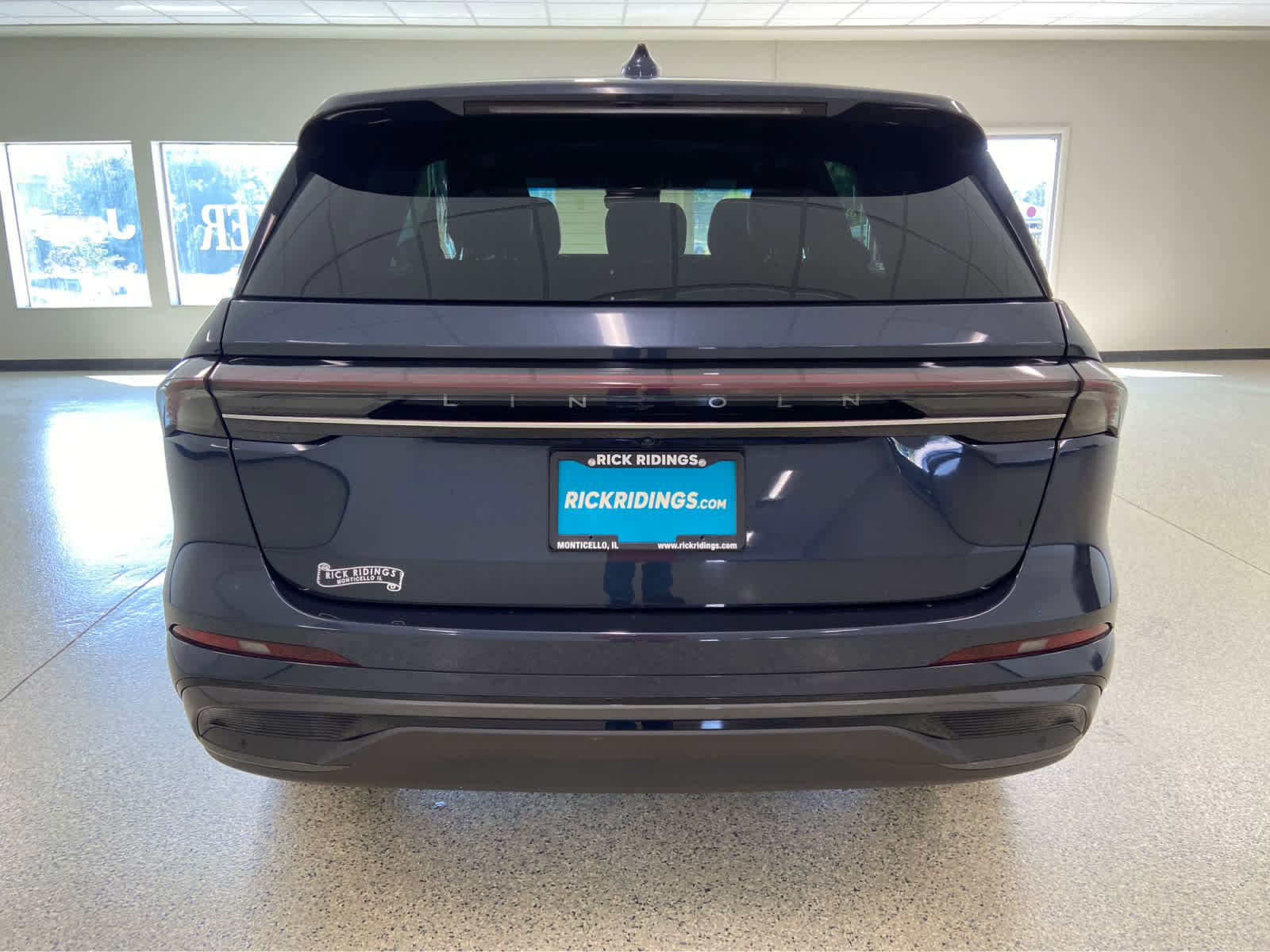 Used 2024 Lincoln Nautilus Premier w/ Equipment Group 102A image 7