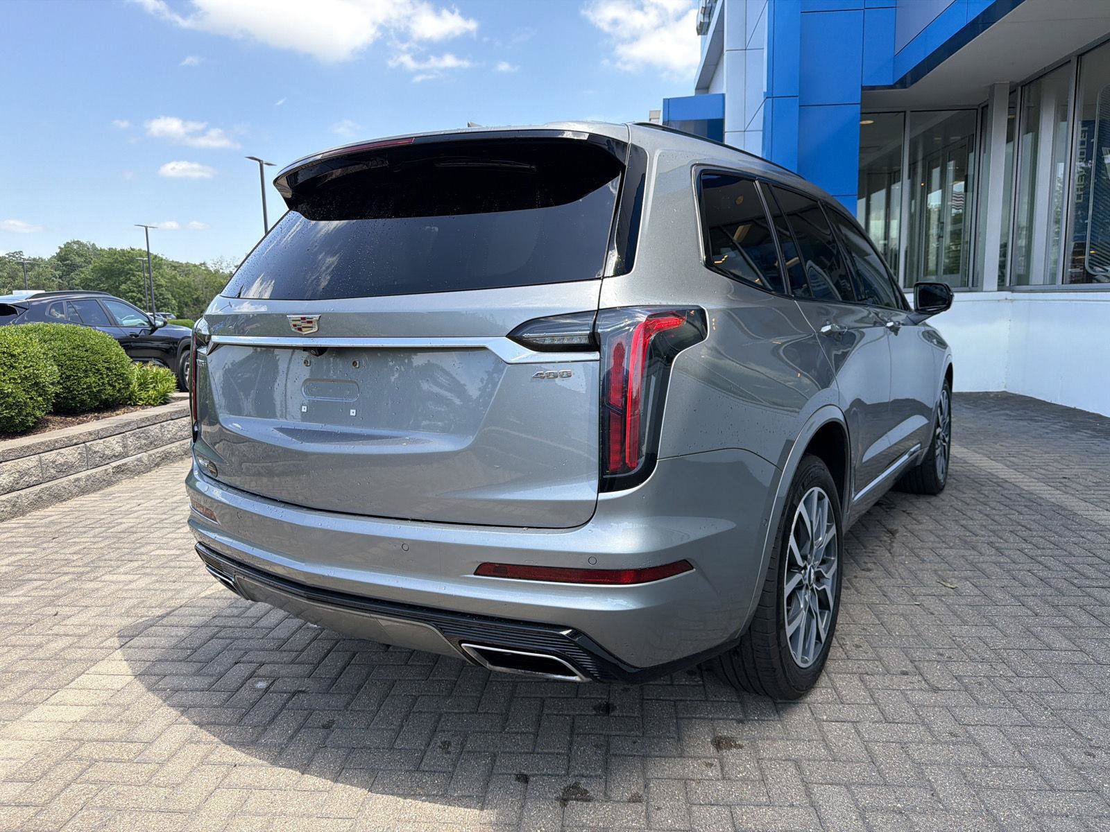 Used 2024 Cadillac XT6 Sport w/ Technology Package AWD/4WD image 5