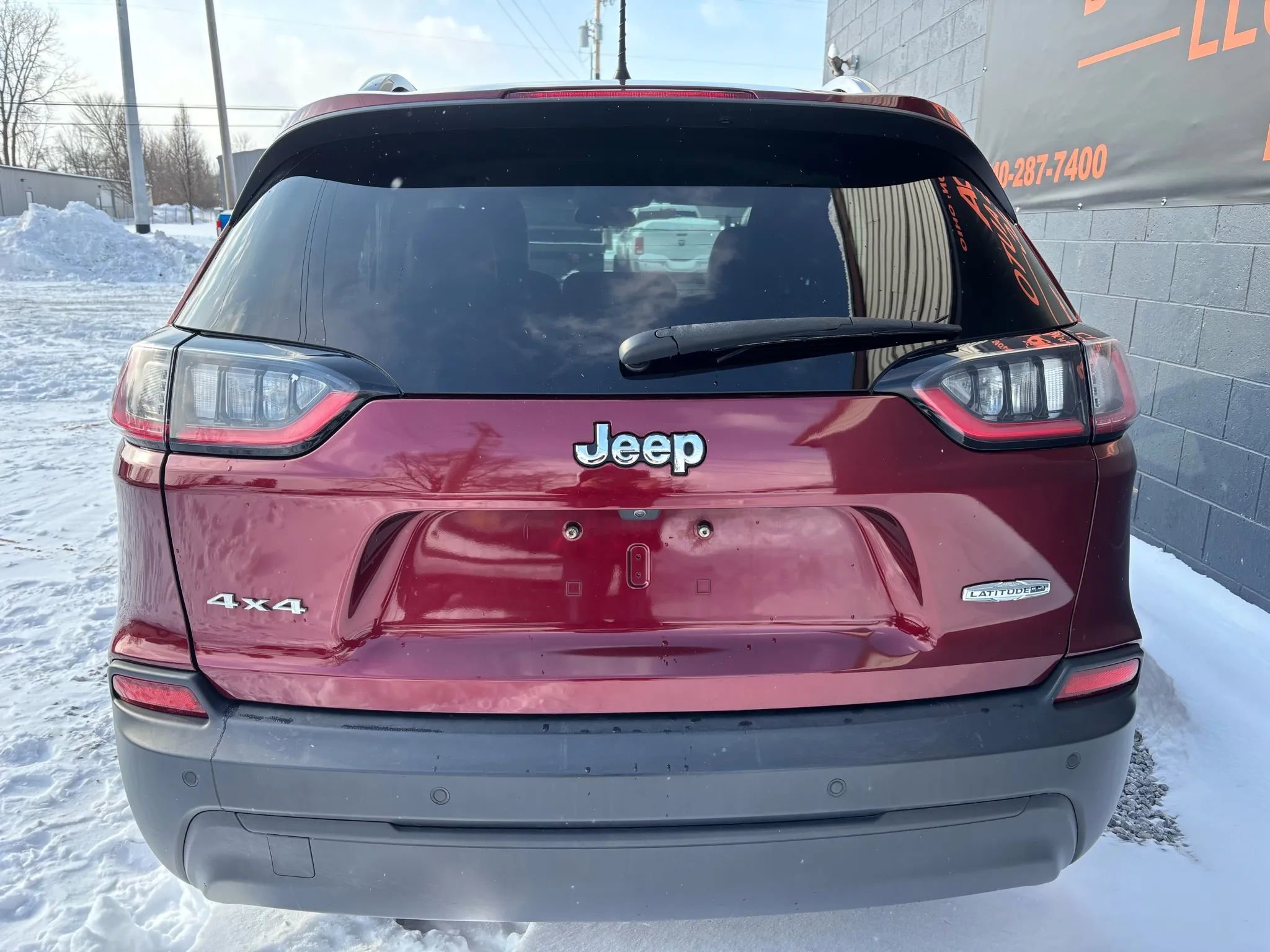 Used 2020 Jeep Cherokee Latitude Plus image 4