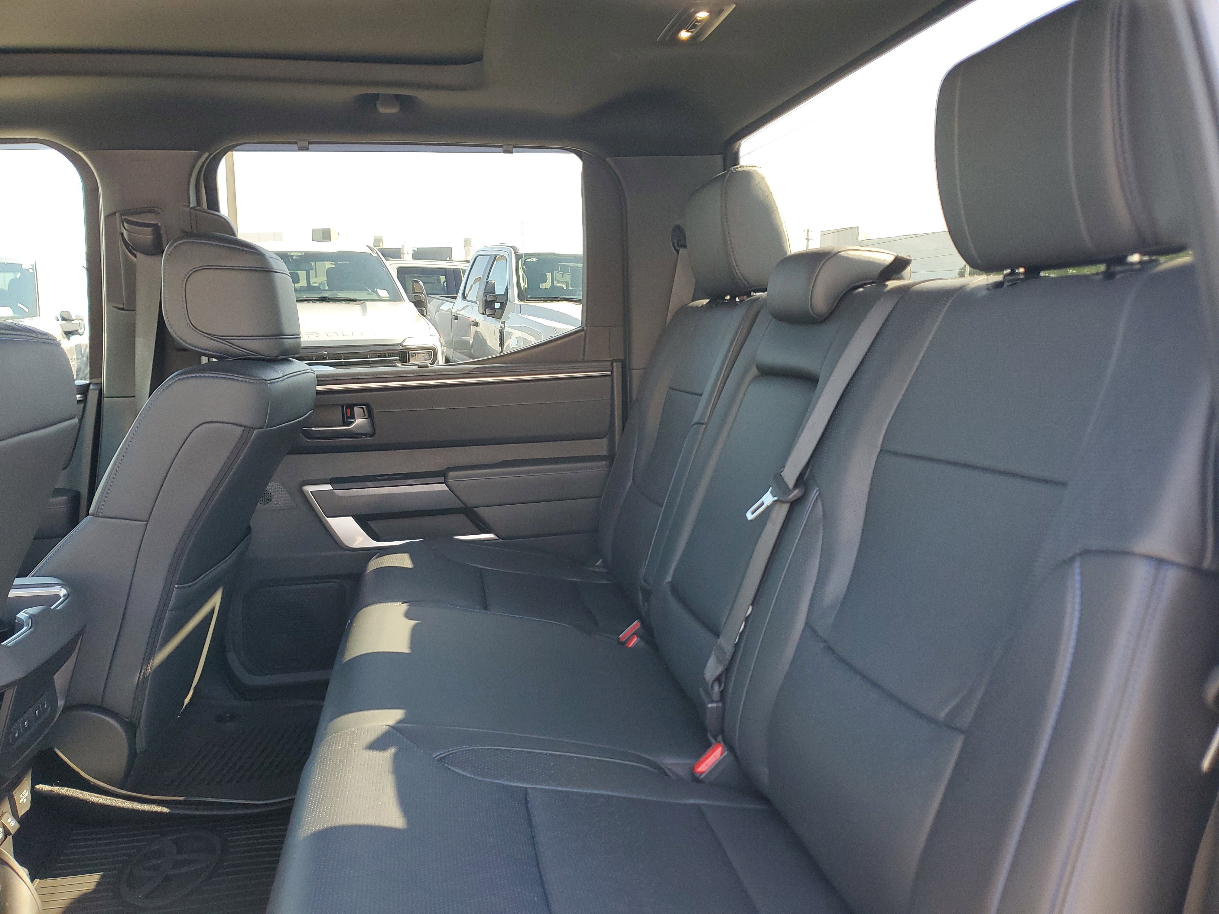 Used 2025 Toyota Tundra Platinum AWD/4WD image 19