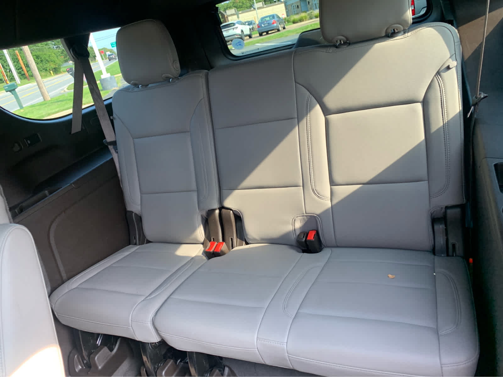Used 2021 Chevrolet Suburban LT AWD/4WD image 24