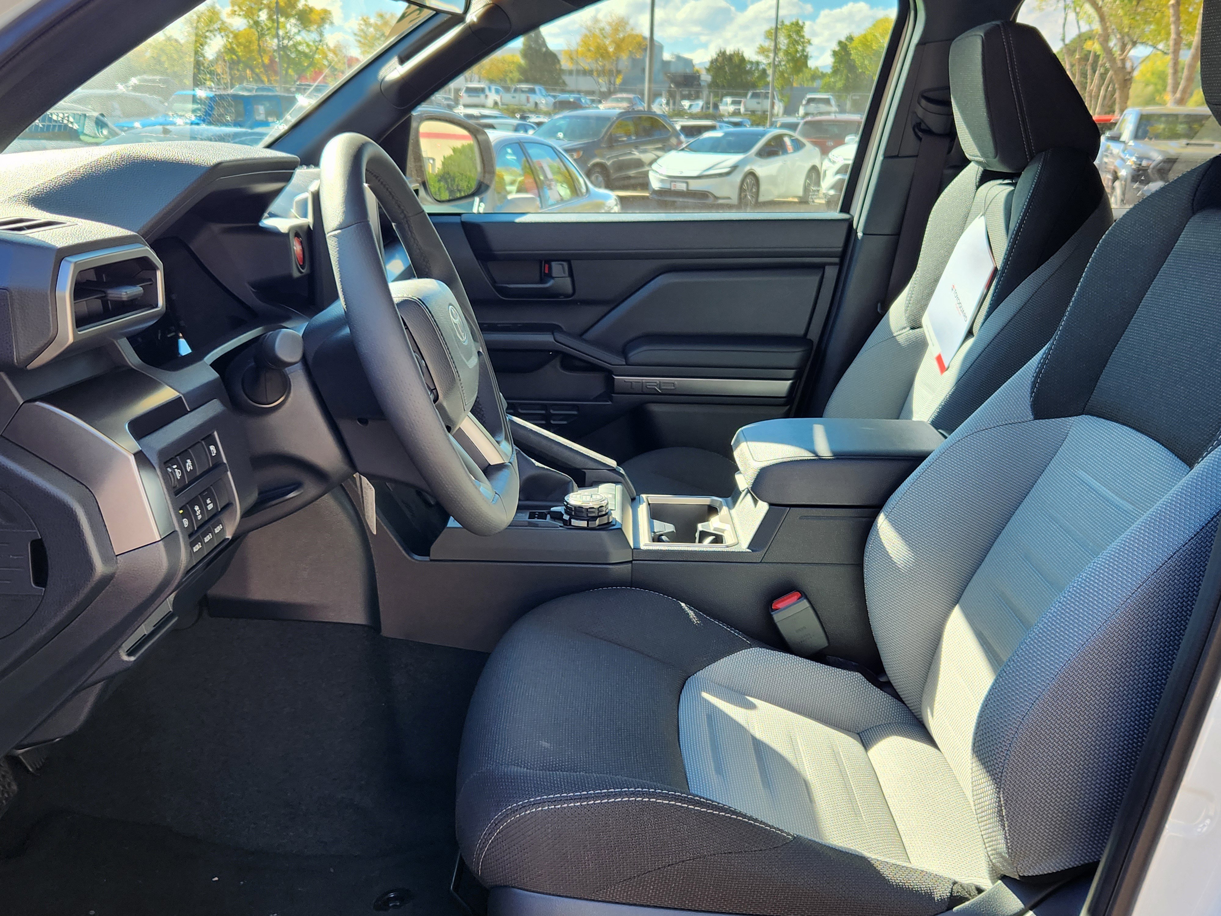 Certified 2025 Toyota 4Runner TRD Off-Road image 9