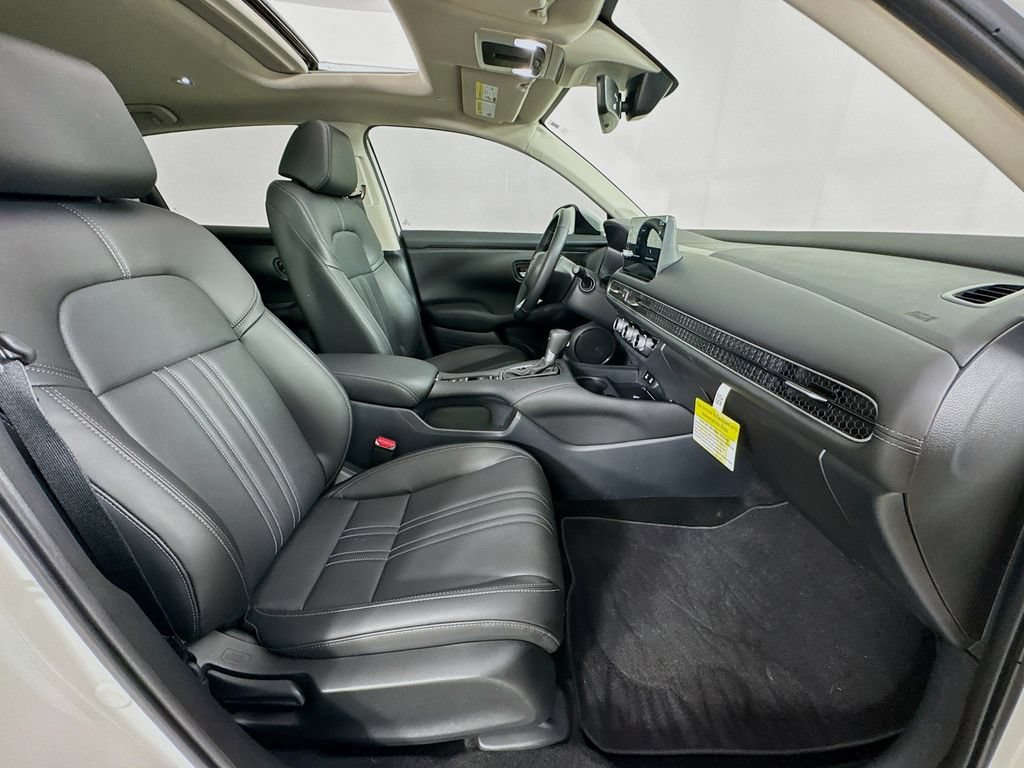 Certified 2026 Honda HR-V EX-L image 36