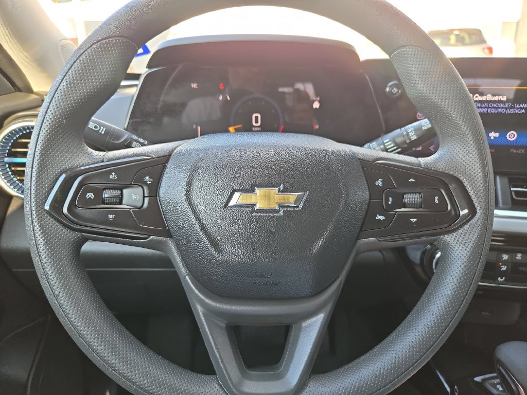 Used 2026 Chevrolet Trax LT FWD image 23