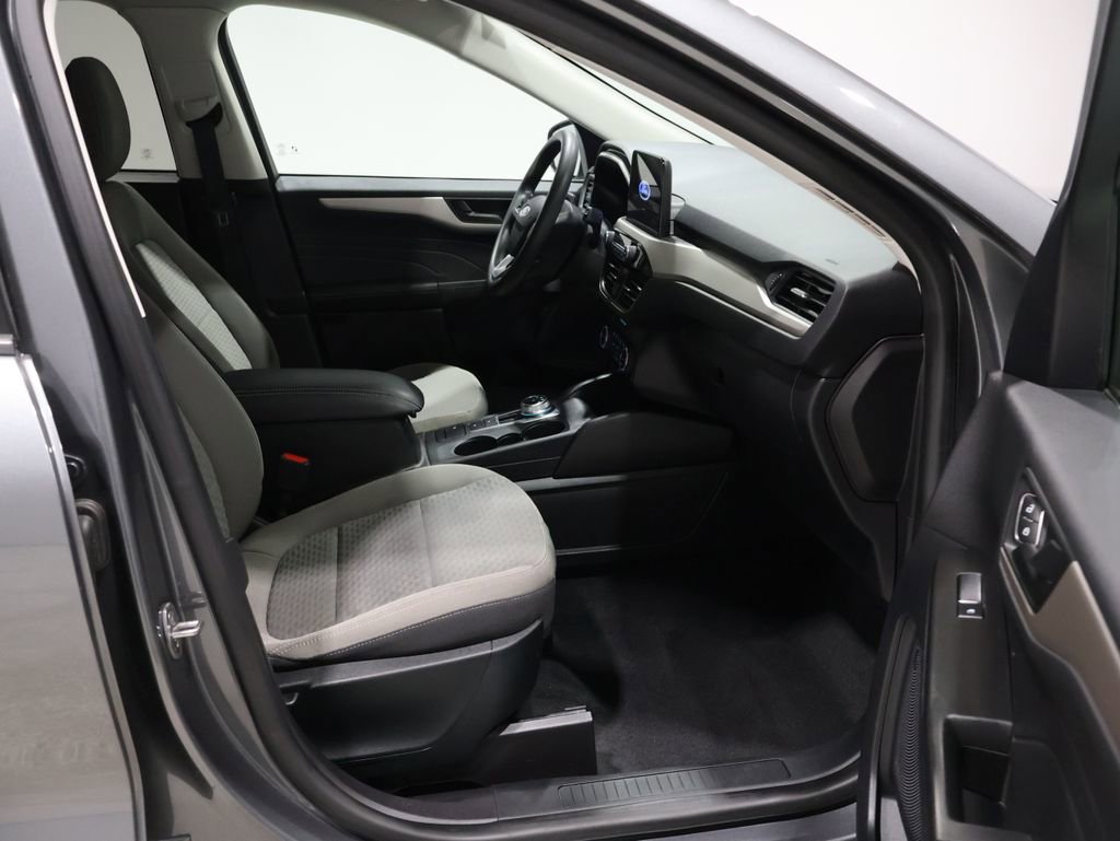 Used 2022 Ford Escape SE image 22