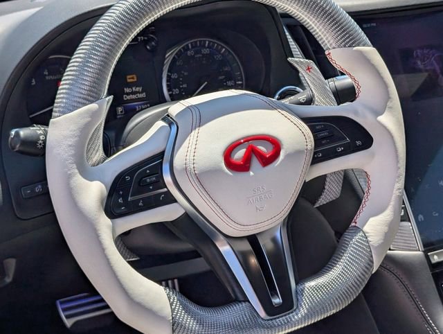 Used 2019 INFINITI Q60 Red Sport 400 AWD/4WD image 4