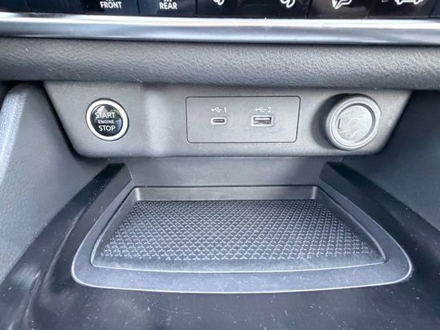 Used 2023 Nissan Rogue SV image 15