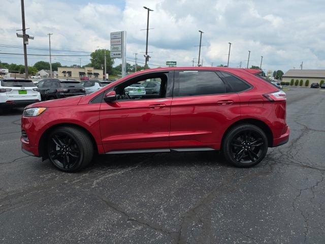 Used 2024 Ford Edge ST w/ Equipment Group 401A AWD/4WD image 3