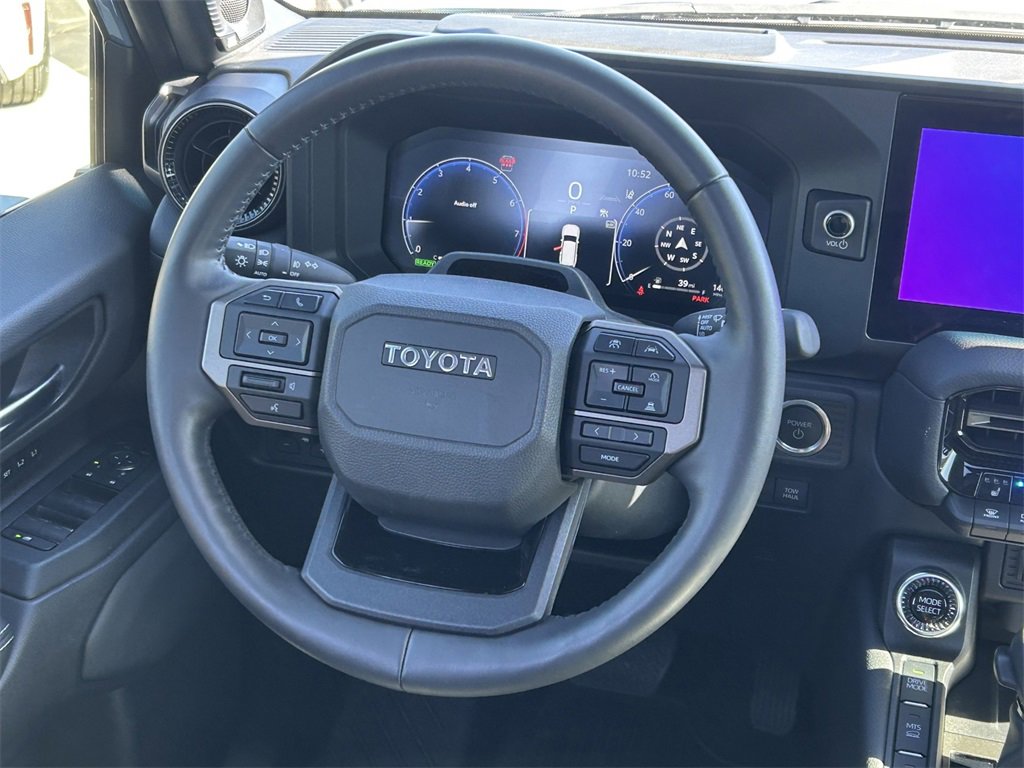 Used 2024 Toyota Land Cruiser image 51