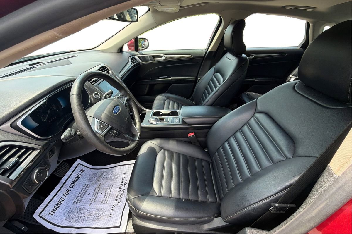 Used 2019 Ford Fusion SEL FWD image 9