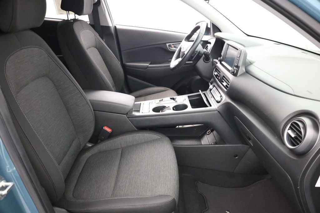 Used 2020 Hyundai Kona SEL w/ Cargo Package image 20