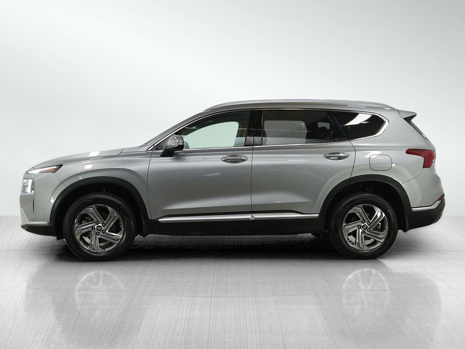 Used 2022 Hyundai Santa Fe SEL w/ Convenience + Premium Package image 2