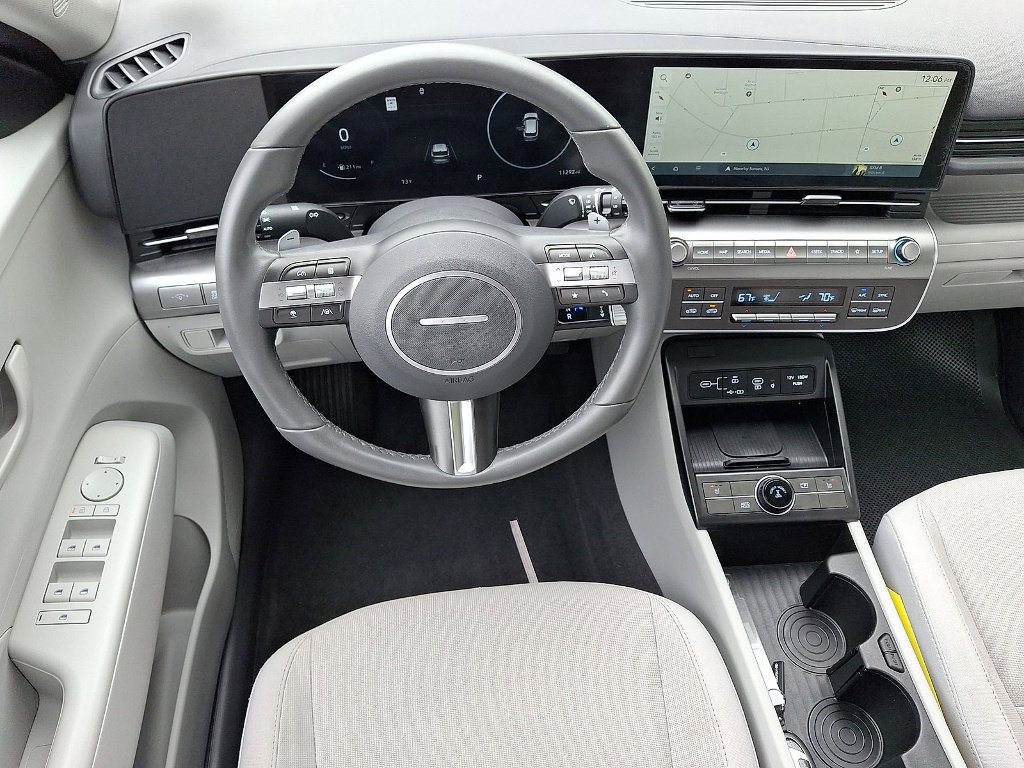 Used 2024 Hyundai Kona SEL w/ Convenience Package image 21