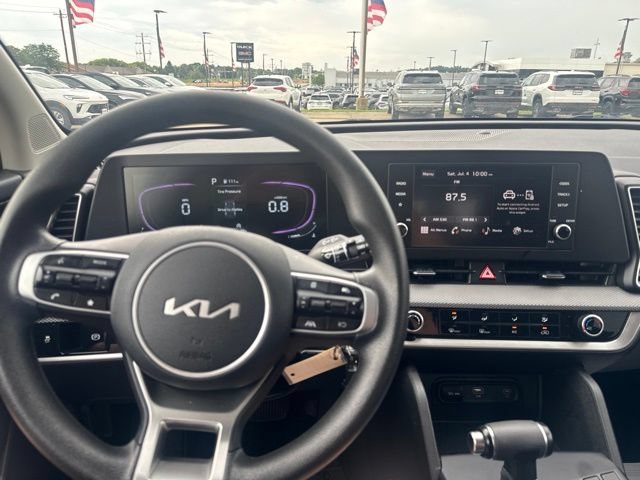 Used 2025 Kia Sportage LX FWD image 20