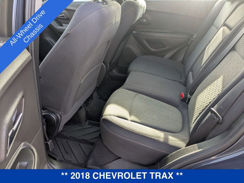 Used 2018 Chevrolet Trax LS image 31