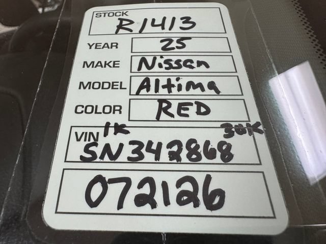 Used 2025 Nissan Altima 2.5 SV FWD image 24