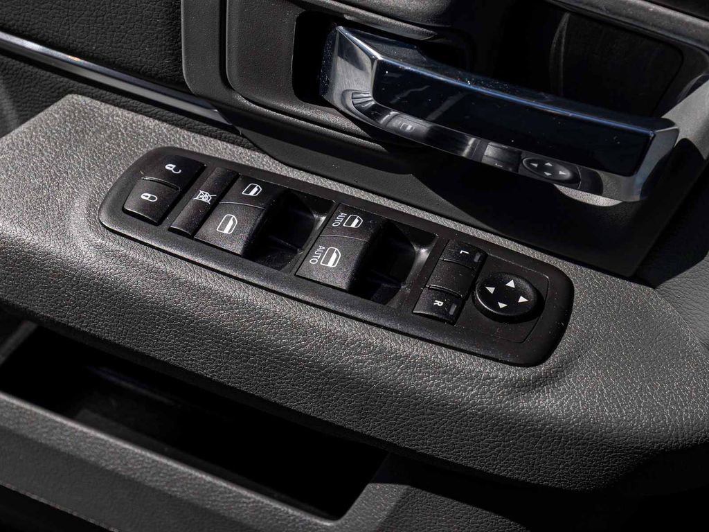 Used 2020 RAM 1500 Classic Warlock w/ Electronics Group image 12