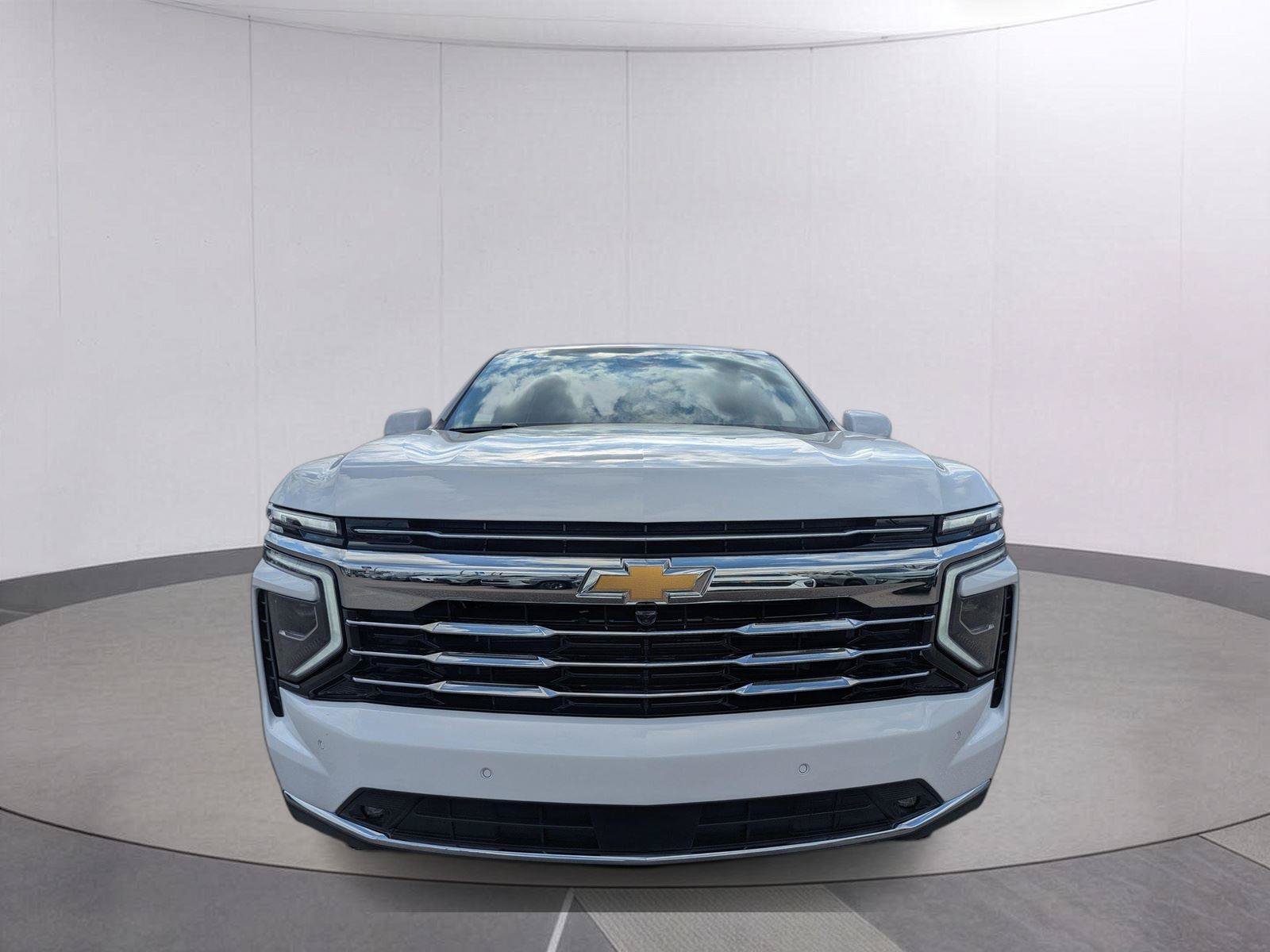 New 2026 Chevrolet Suburban LT w/ Comfort Package RWD image 8