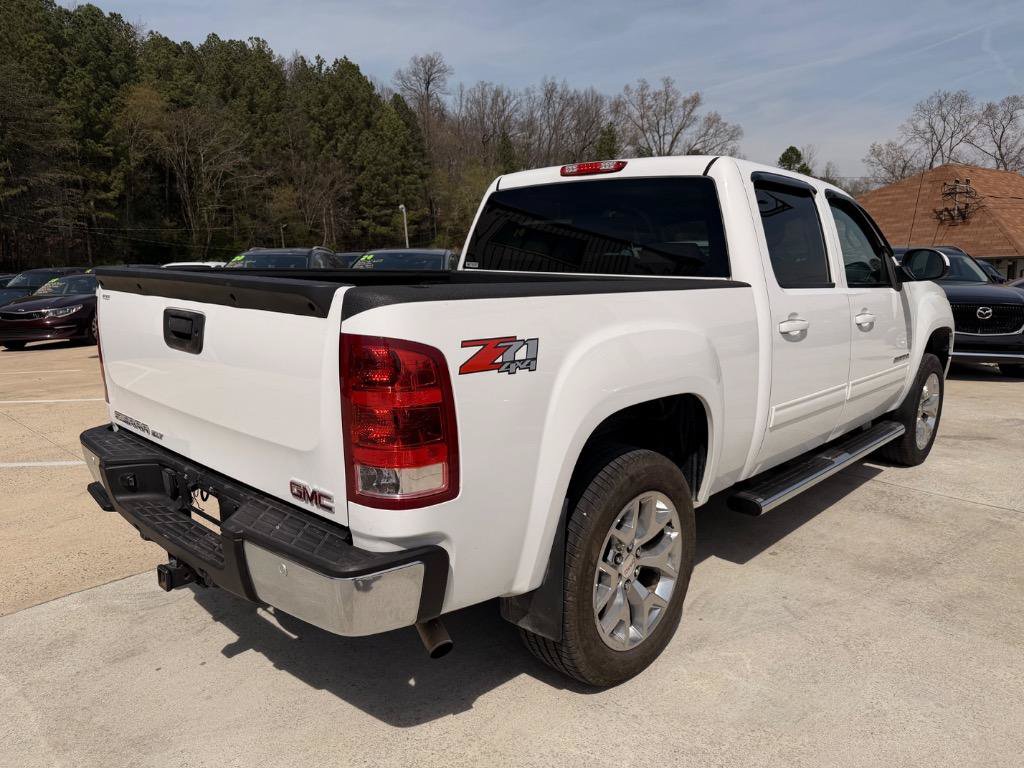 Used 2013 GMC Sierra 1500 SLT w/ SLT Convenience Package AWD/4WD image 16