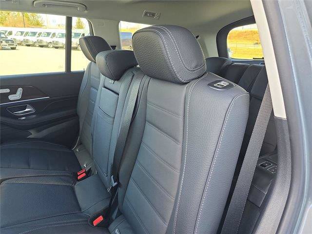 Certified 2026 Mercedes-Benz GLS 450 4MATIC image 16