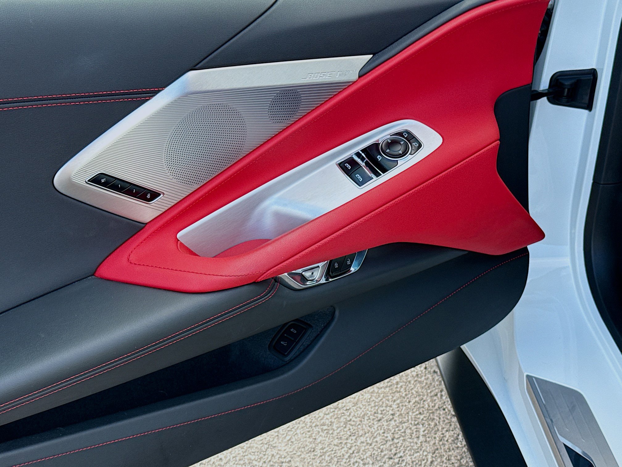 Used 2024 Chevrolet Corvette Stingray Preferred Cpe w/ Z51 Performance Package RWD image 20