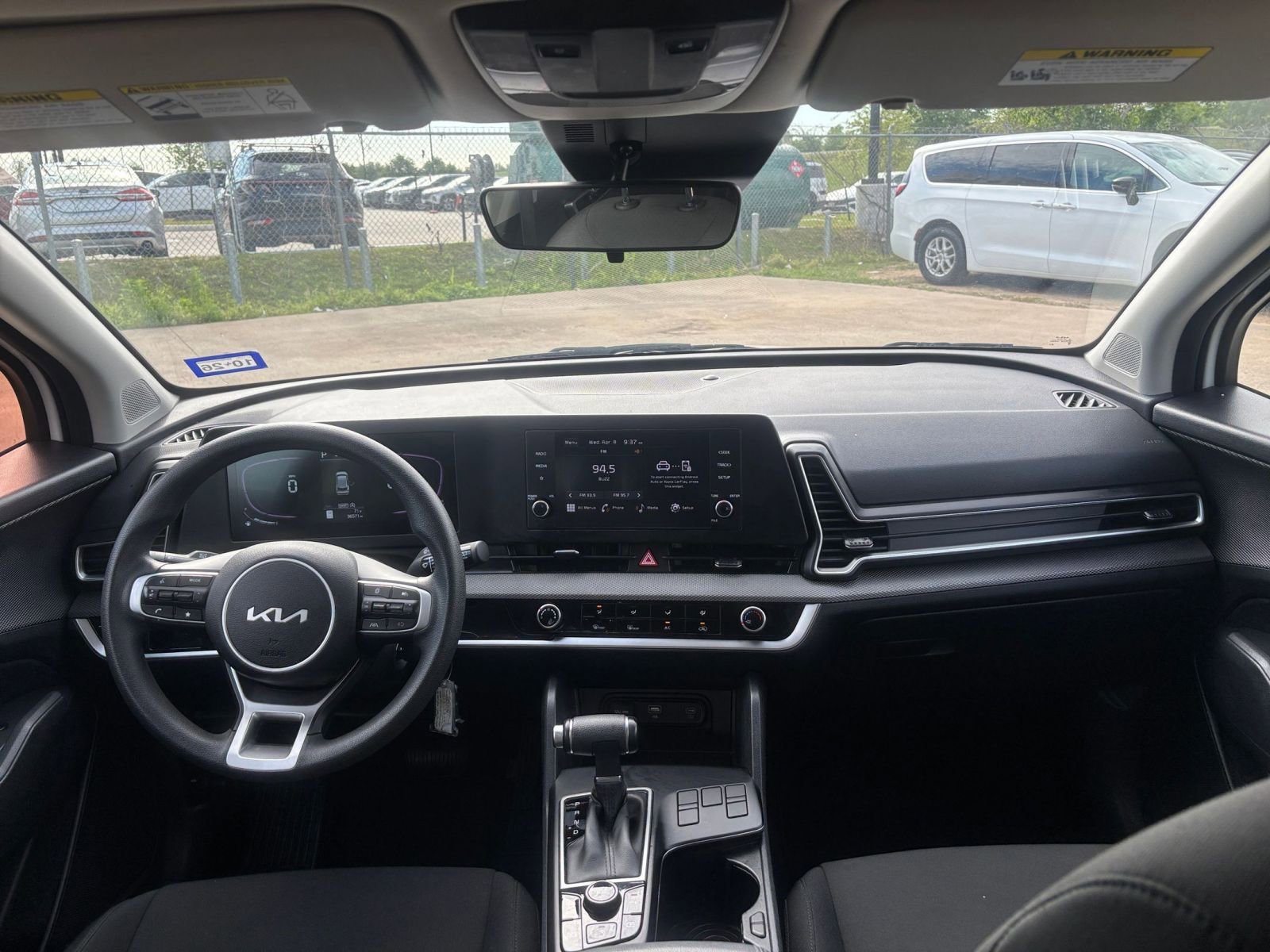 Used 2025 Kia Sportage LX image 32