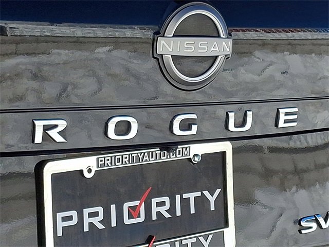 Used 2023 Nissan Rogue SV image 23