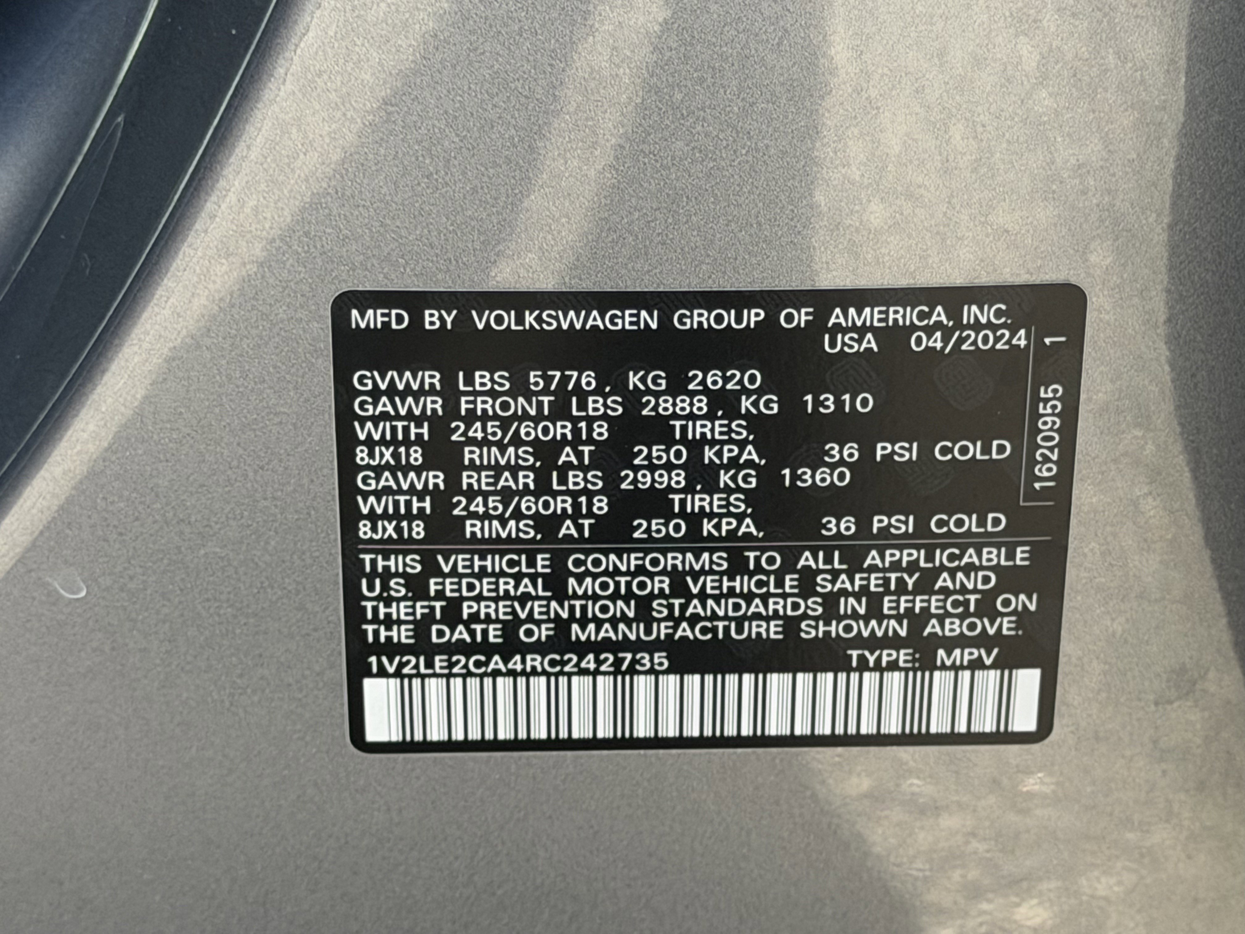 Used 2024 Volkswagen Atlas Cross Sport SE AWD/4WD image 29