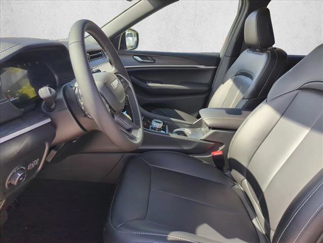 New 2026 Jeep Grand Cherokee L Limited RWD image 3