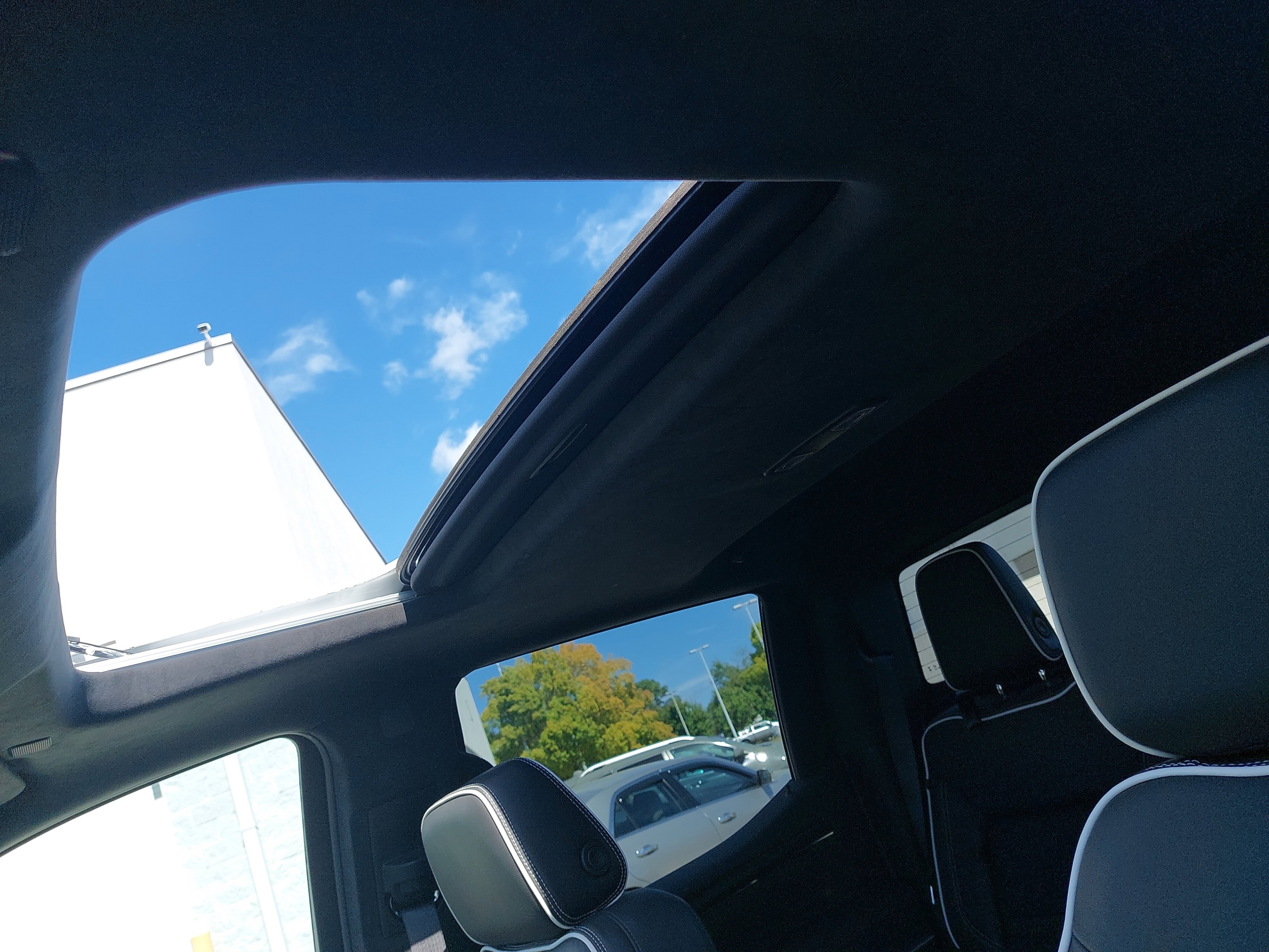 Used 2024 GMC Sierra 1500 AT4X image 31